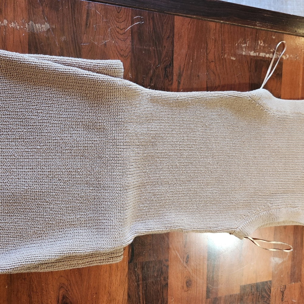Dynamite Ribbed Bodycon Midi Dress - Picture 8 of 8